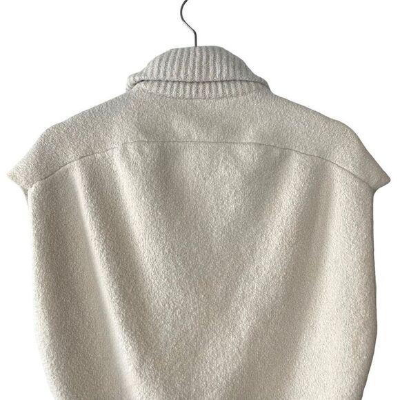 Lululemon Sleeveless Top - Picture 5 of 7